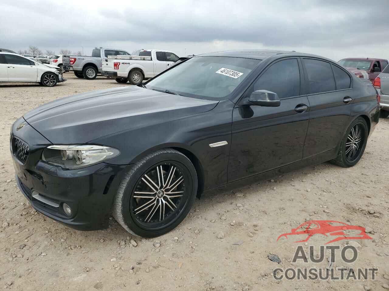 BMW 5 SERIES 2015 - WBA5A5C56FD518099
