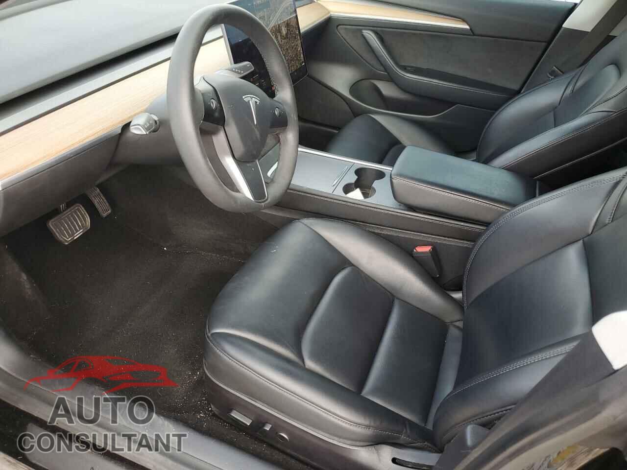 TESLA MODEL 3 2021 - 5YJ3E1EAXMF991317