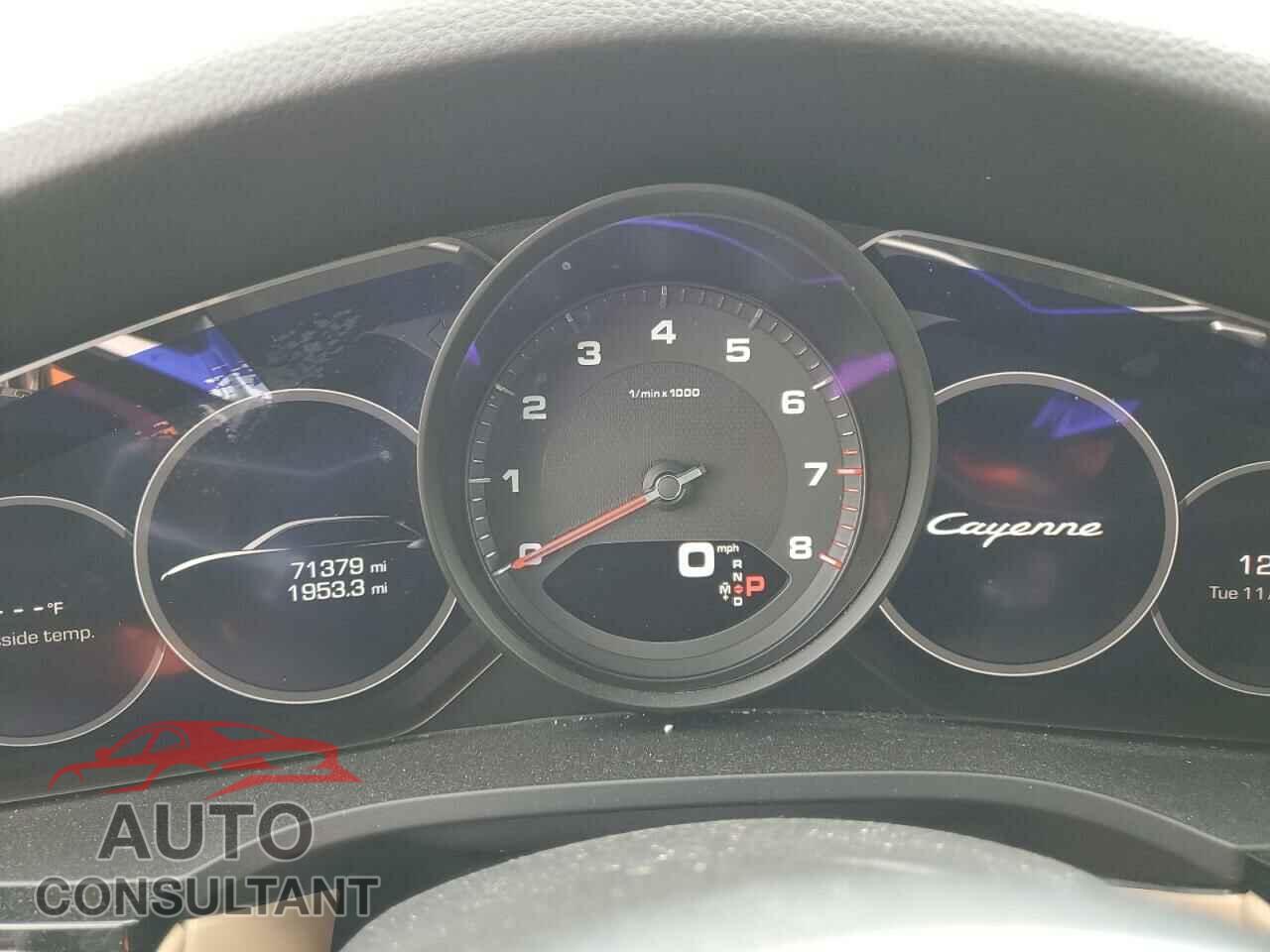 PORSCHE CAYENNE 2019 - WP1AA2AY3KDA14213