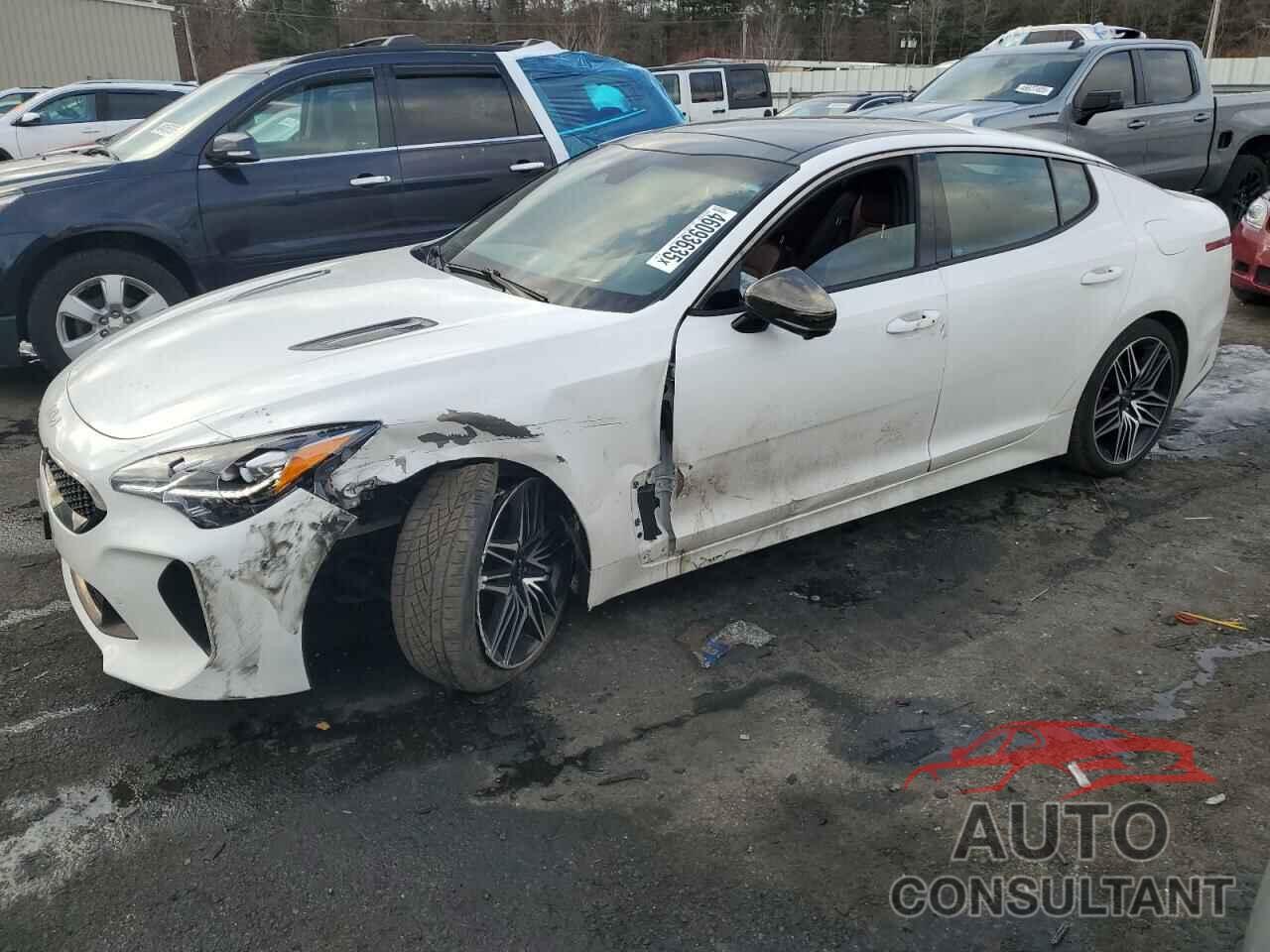 KIA STINGER 2022 - KNAE55LC8N6108281