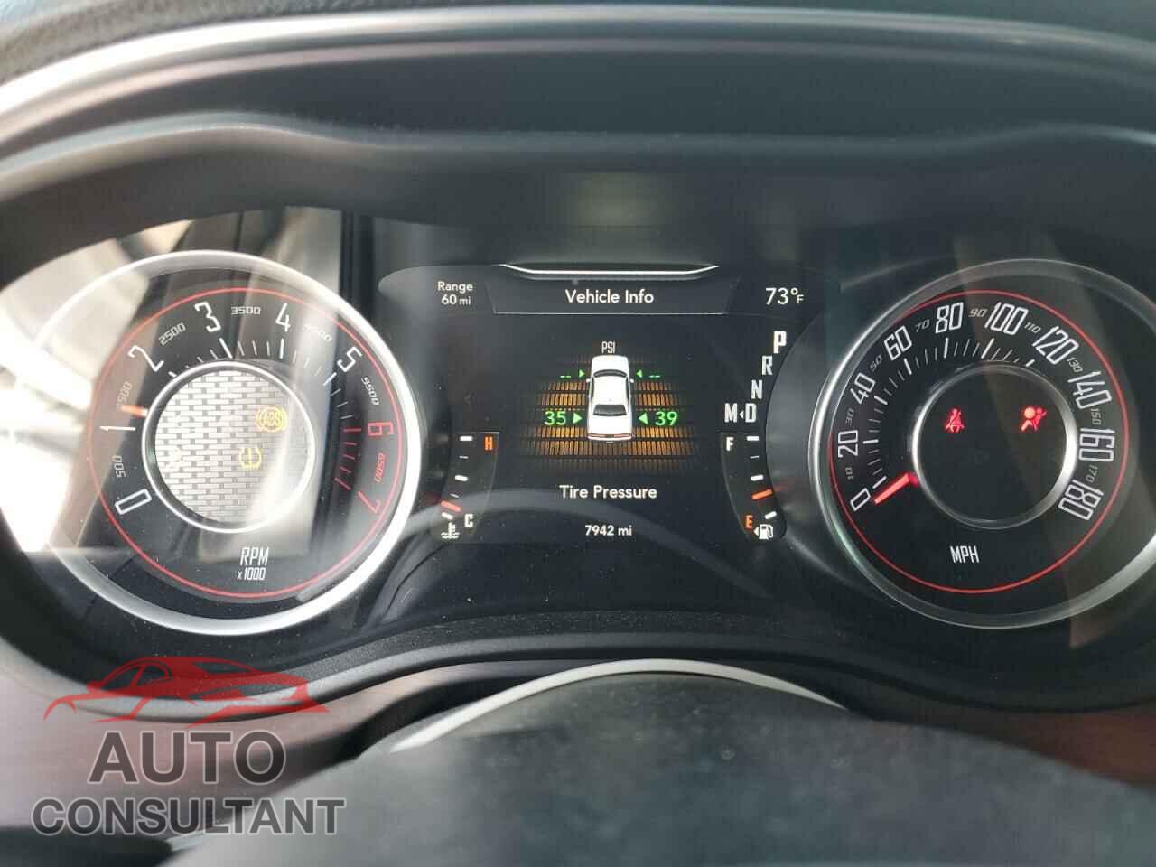DODGE CHALLENGER 2015 - 2C3CDZFJ0FH774344