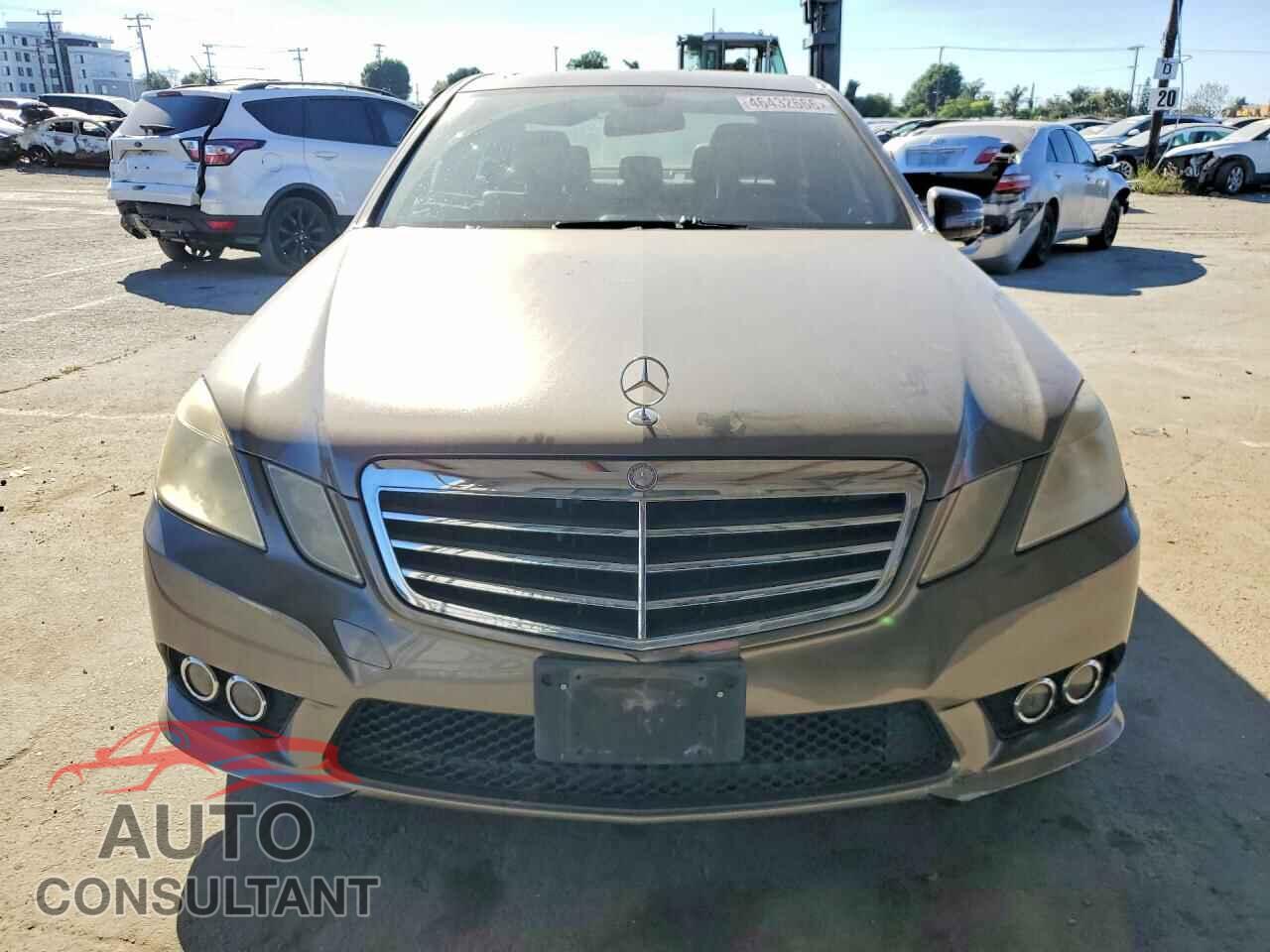 MERCEDES-BENZ E-CLASS 2010 - WDDHF5GB1AA073255