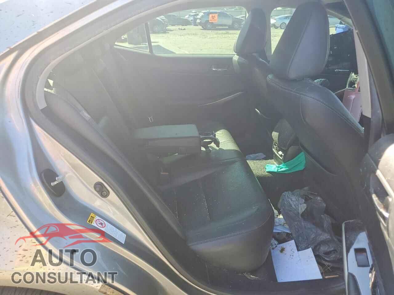 LEXUS IS 2015 - JTHBF1D22F5074393
