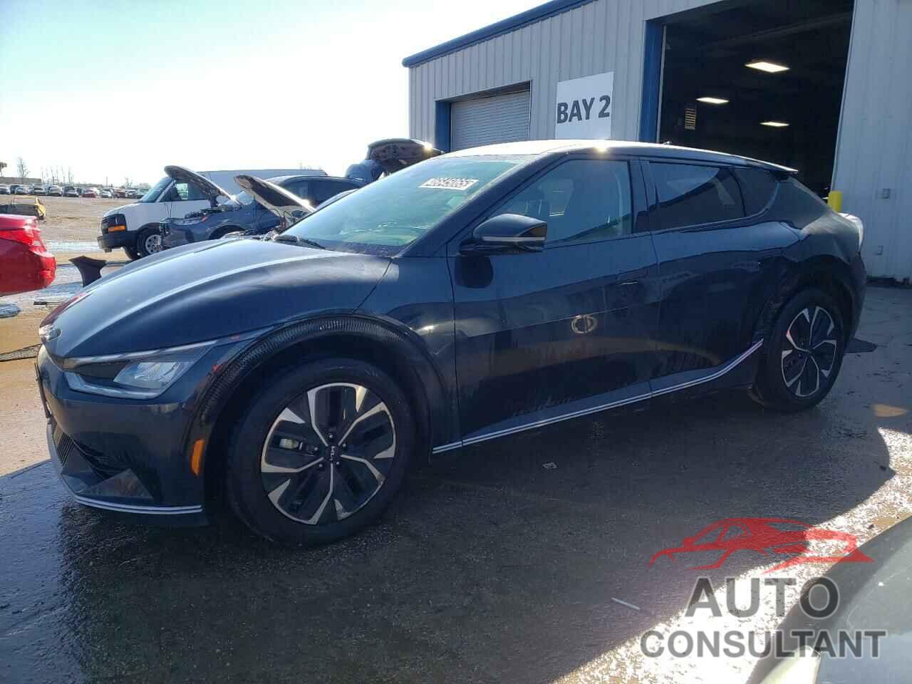 KIA EV6 LIGHT 2023 - KNDC34LAXP5611473
