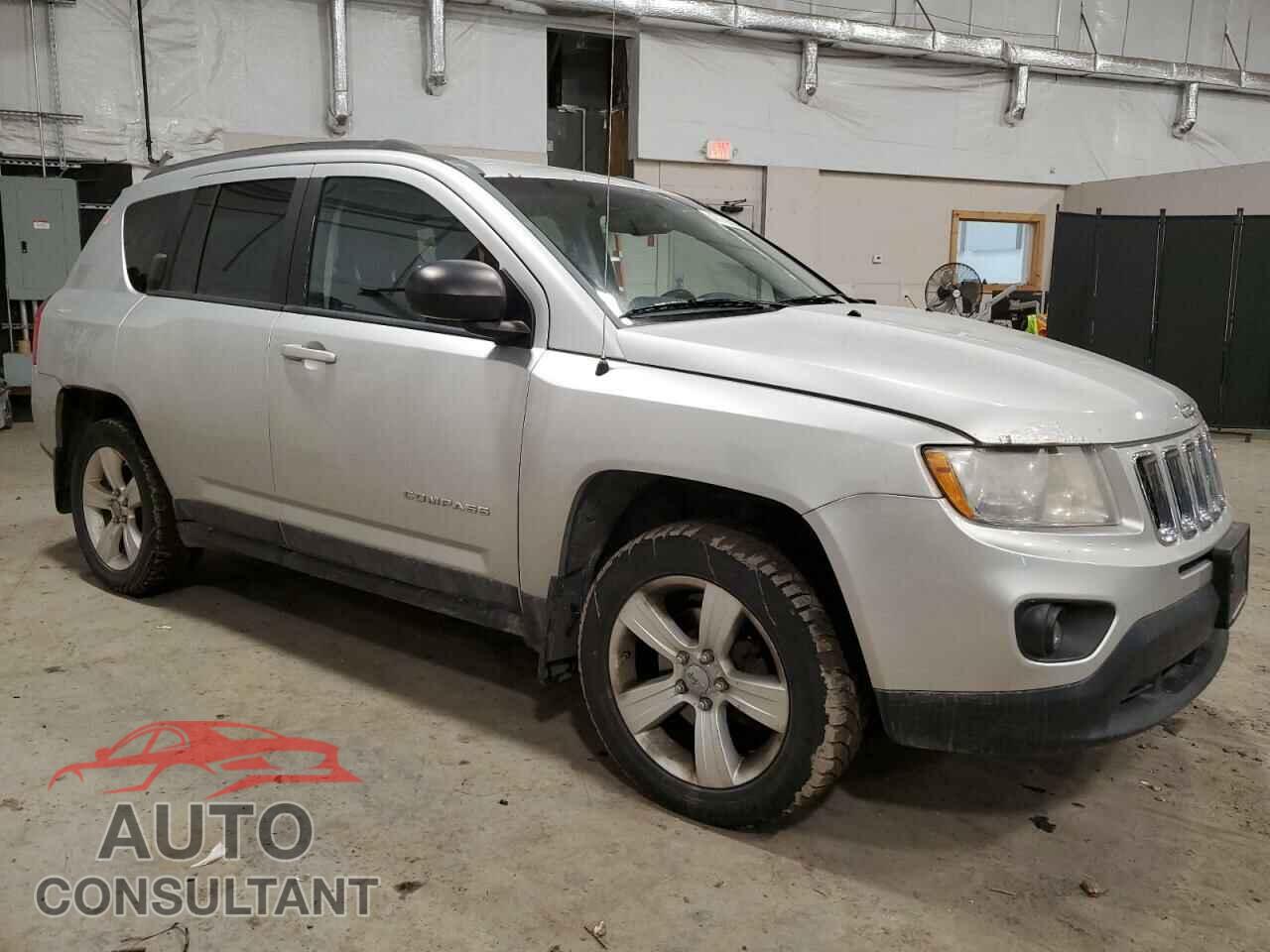 JEEP COMPASS 2011 - 1J4NF1FB3BD282384