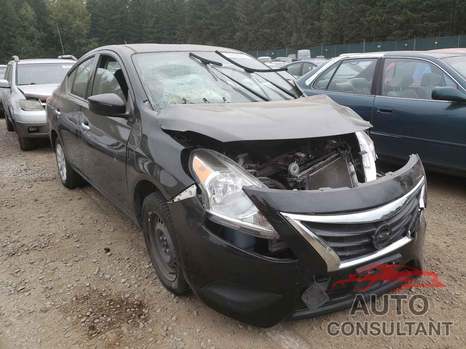 NISSAN VERSA 2018 - 3N1CN7AP6JL814051