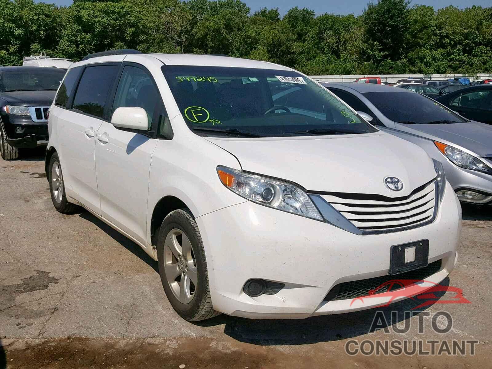 TOYOTA SIENNA LE 2015 - 5TDKK3DCXFS599245