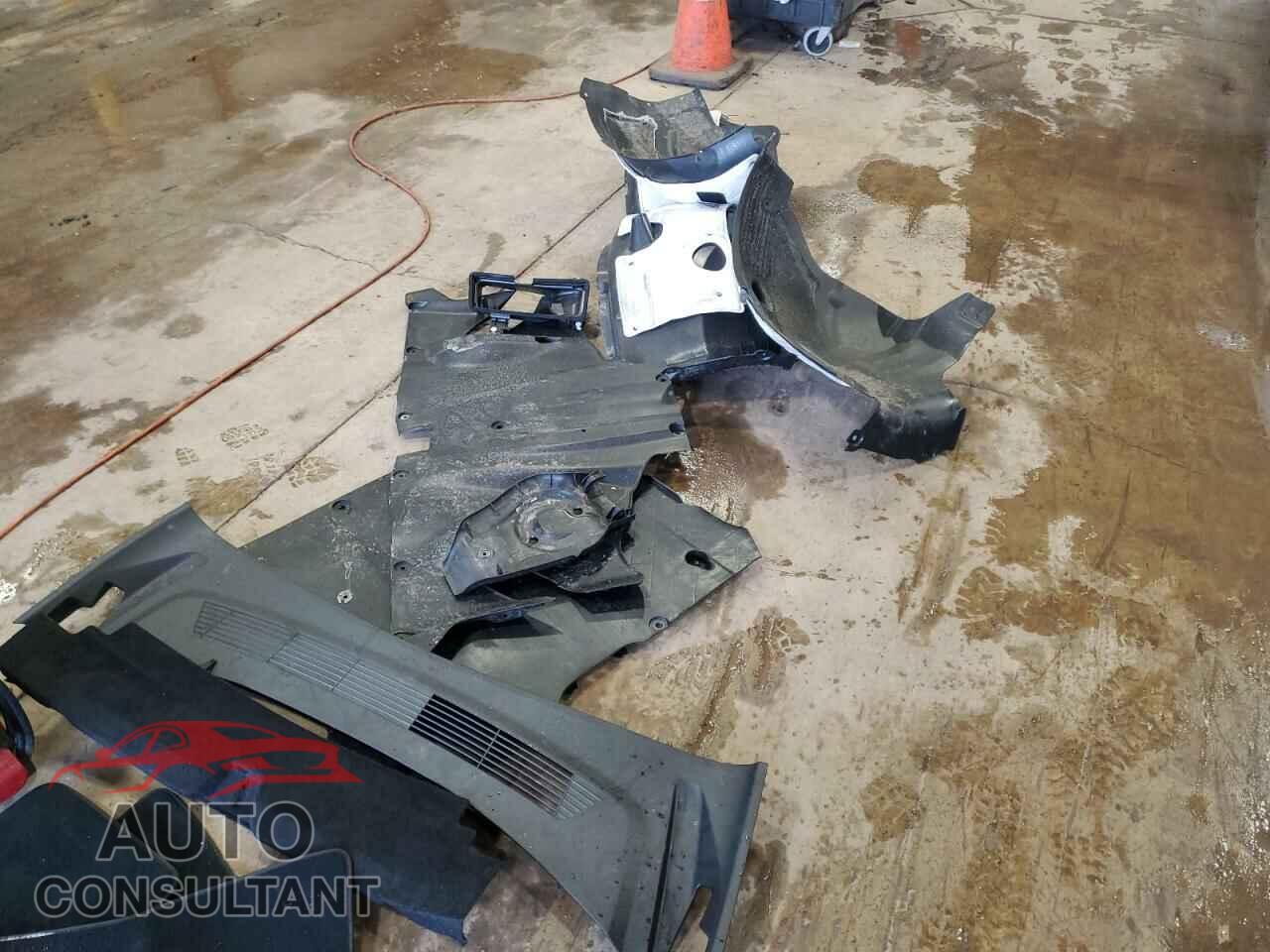 TESLA MODEL 3 2024 - 5YJ3E1EB4RF844006