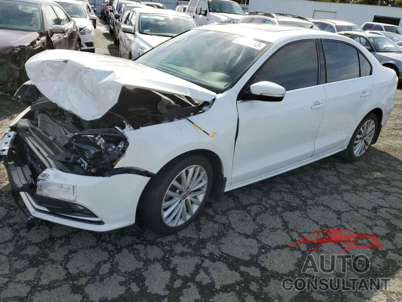 VOLKSWAGEN JETTA 2015 - 3VWD17AJ6FM283988