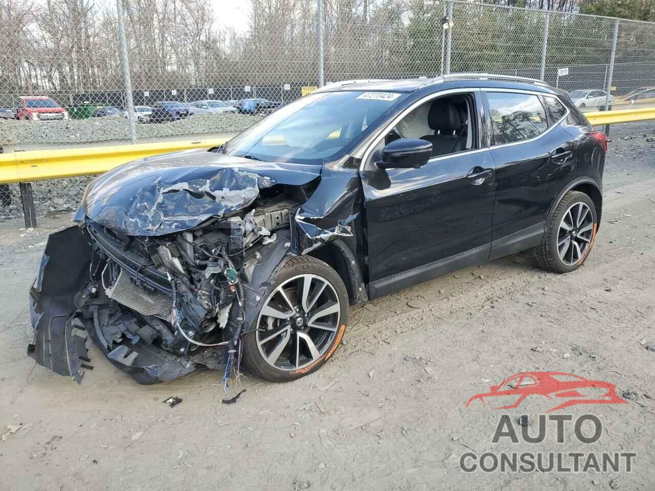 NISSAN ROGUE 2018 - JN1BJ1CR8JW286364