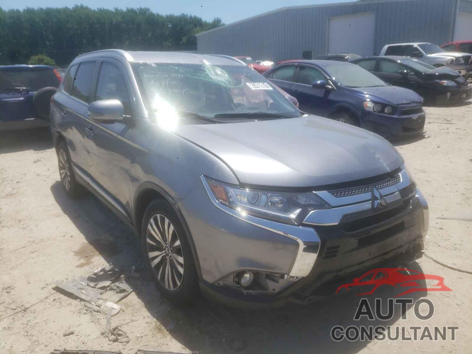MITSUBISHI OUTLANDER 2019 - JA4AD3A37KZ038935