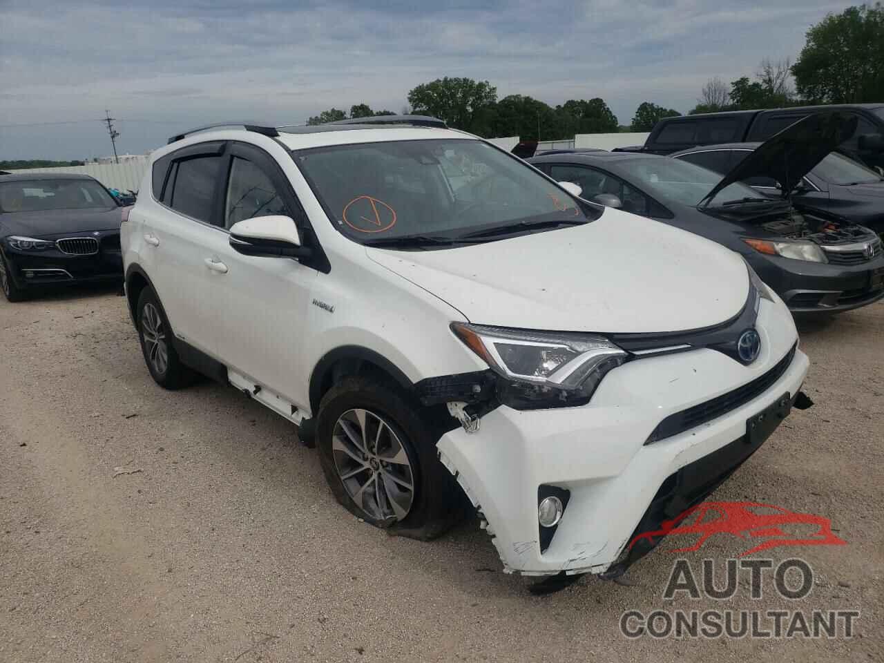 TOYOTA RAV4 2018 - JTMRJREVXJD251857