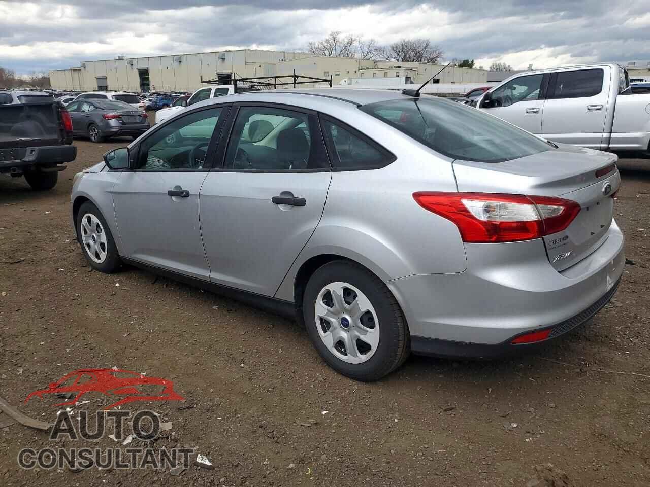 FORD FOCUS 2013 - 1FADP3E20DL206390