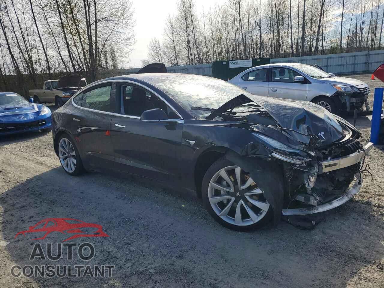 TESLA MODEL 3 2018 - 5YJ3E1EB8JF090435