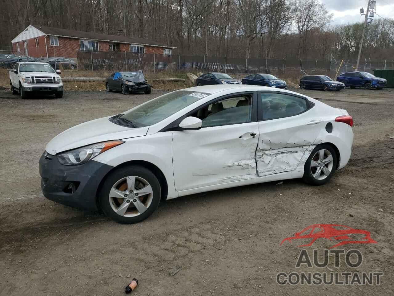 HYUNDAI ELANTRA 2011 - 5NPDH4AE4BH008796