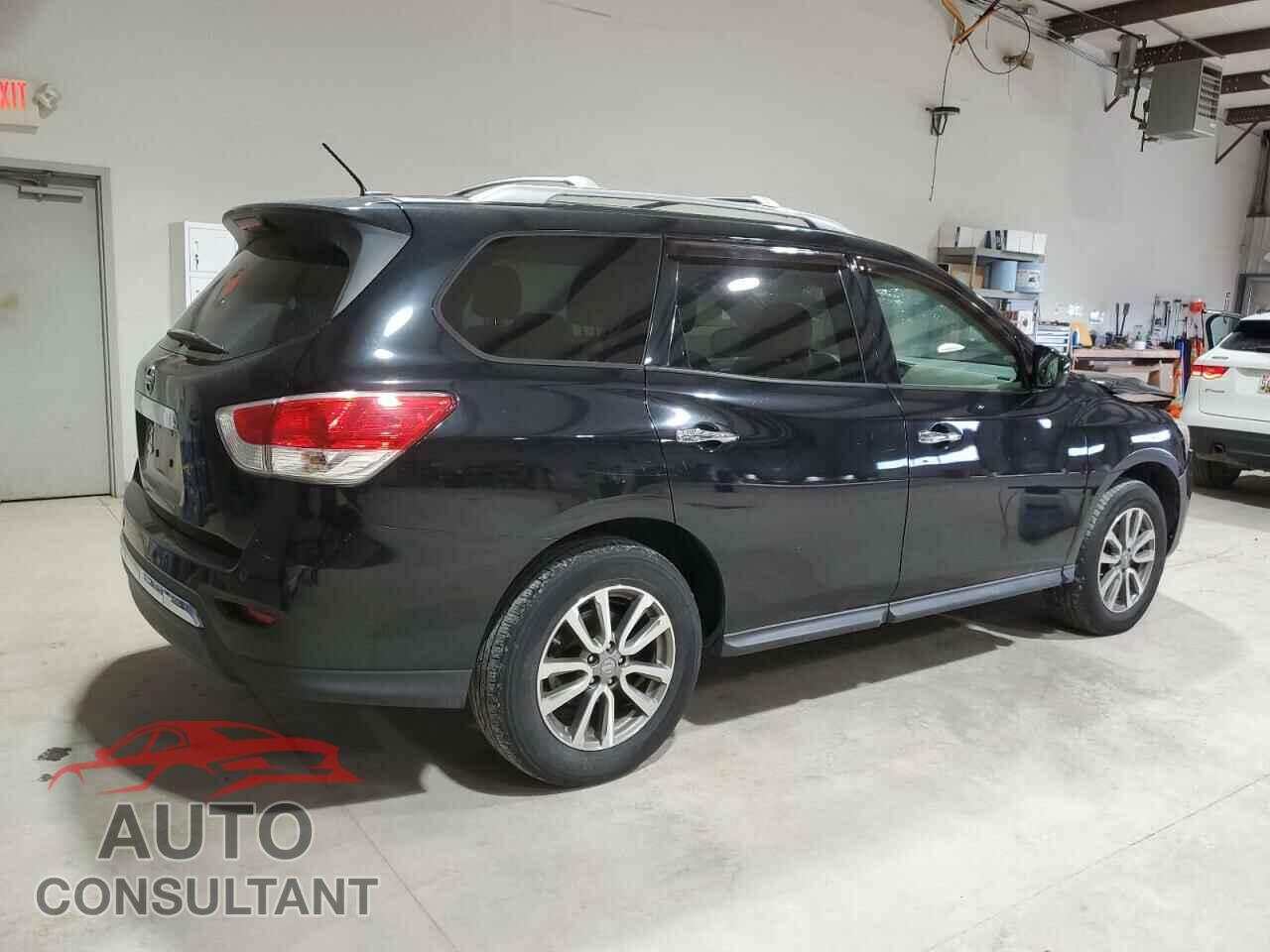 NISSAN PATHFINDER 2013 - 5N1AR2MM3DC640111