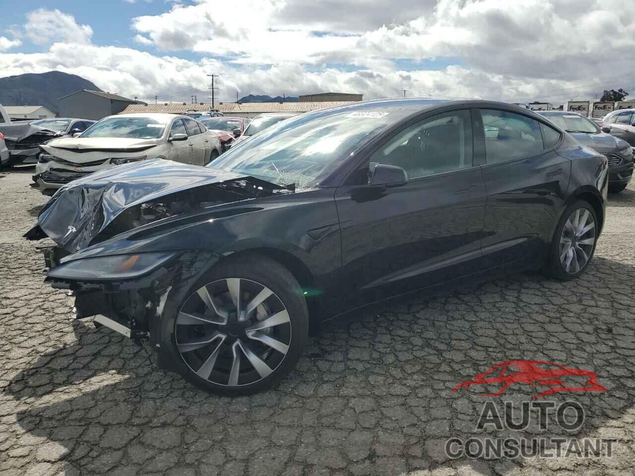 TESLA MODEL 3 2025 - 5YJ3E1EA9SF924138