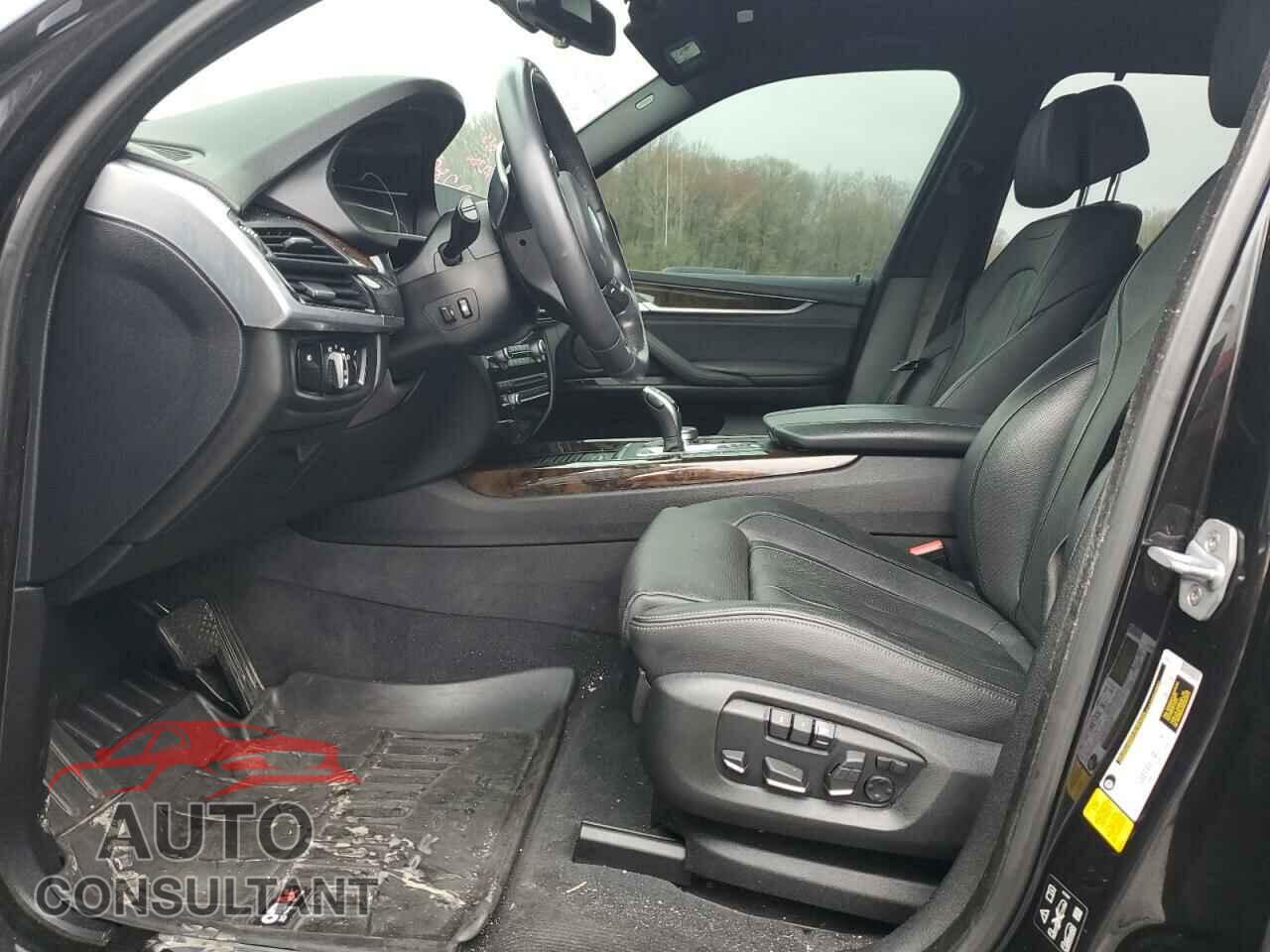 BMW X5 2018 - 5UXKR6C57JL080288
