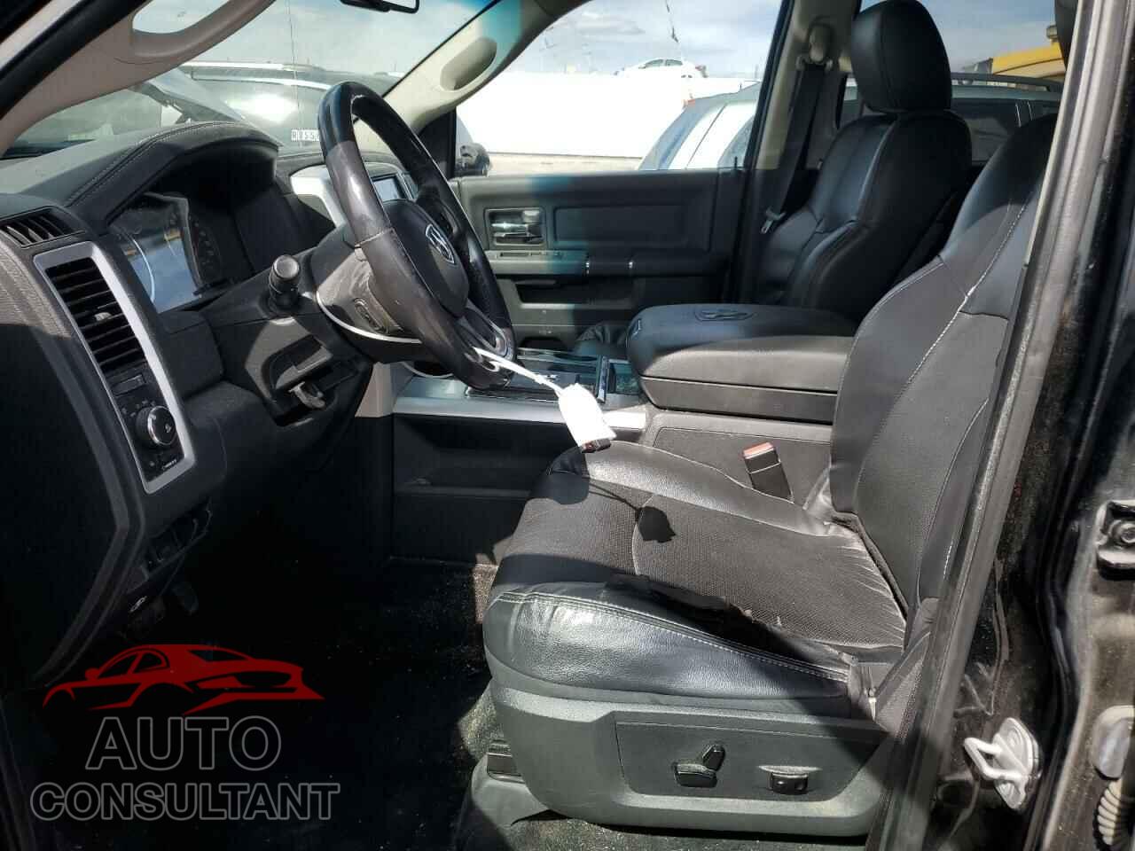 DODGE RAM 1500 2012 - 1C6RD7MT0CS340001