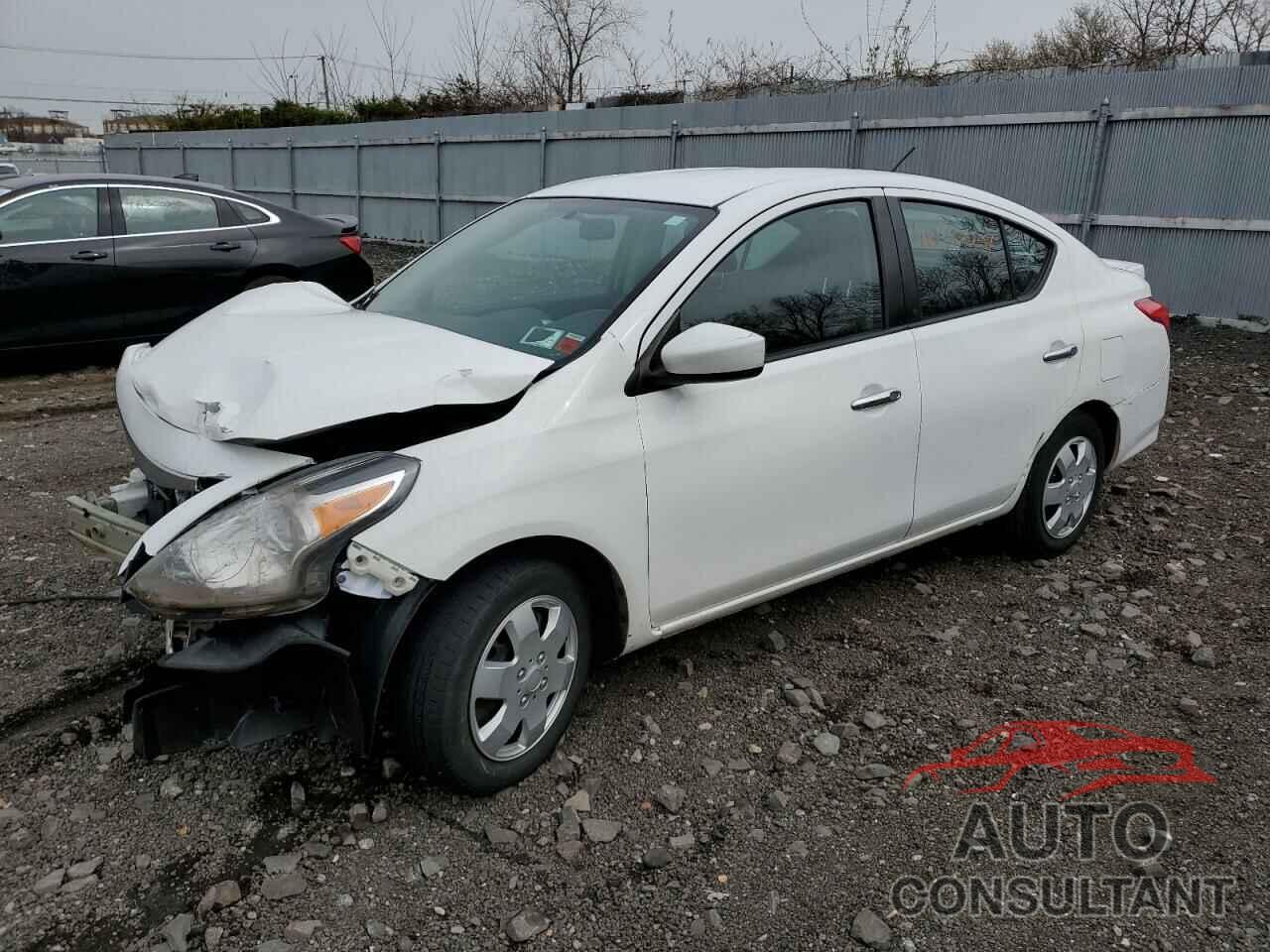 NISSAN VERSA 2018 - 3N1CN7AP9JL816151