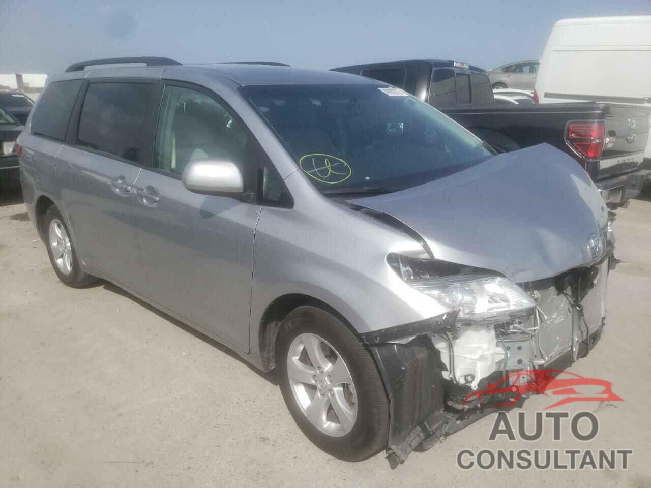 TOYOTA SIENNA 2017 - 5TDKZ3DC7HS883740