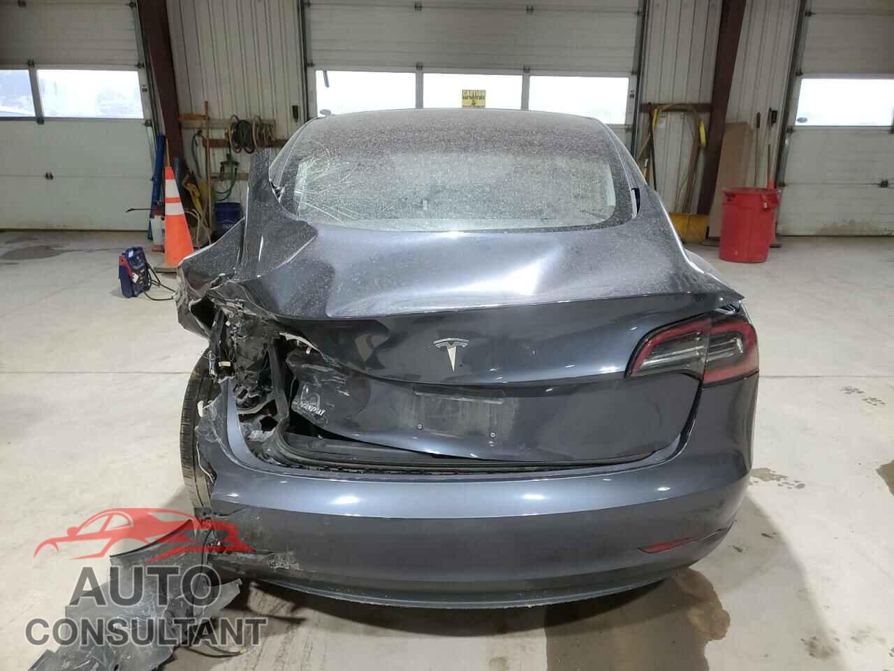 TESLA MODEL 3 2018 - 5YJ3E1EAXJF026730