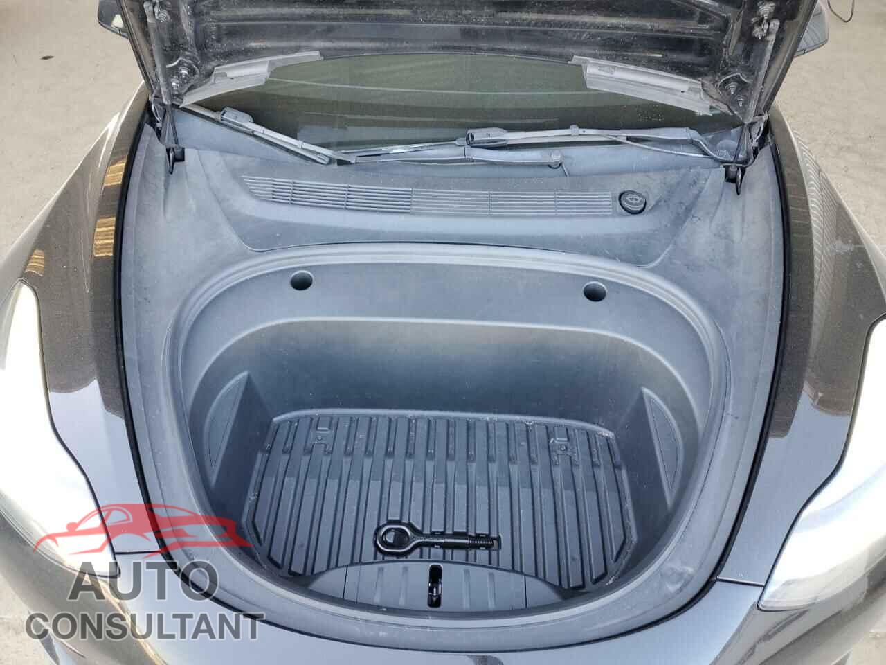TESLA MODEL 3 2022 - 5YJ3E1EA2NF190124