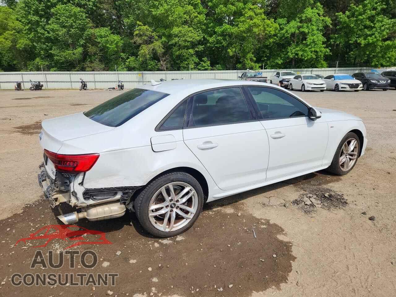 AUDI A4 2017 - WAUKMAF48HN058219