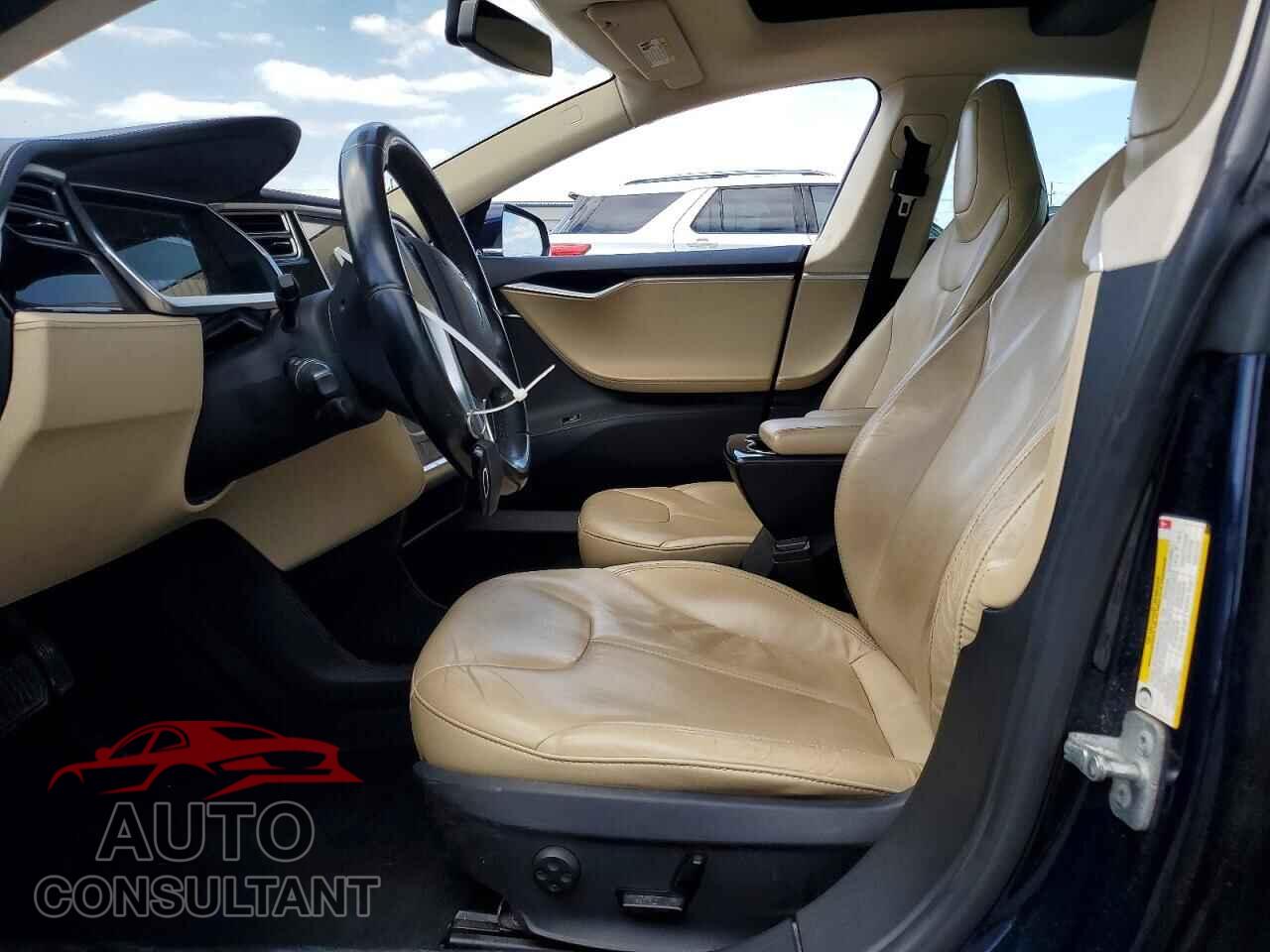 TESLA MODEL S 2013 - 5YJSA1CG9DFP20828