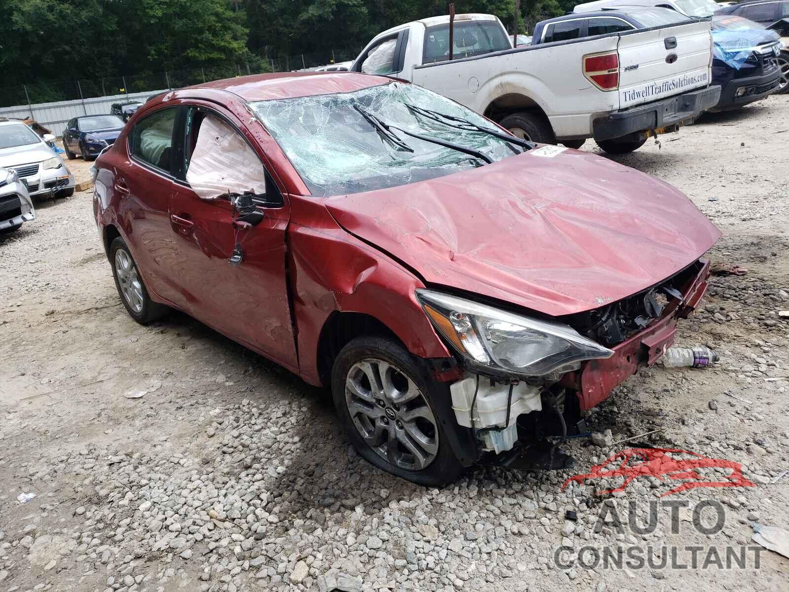 TOYOTA YARIS 2017 - 3MYDLBYV9HY172308