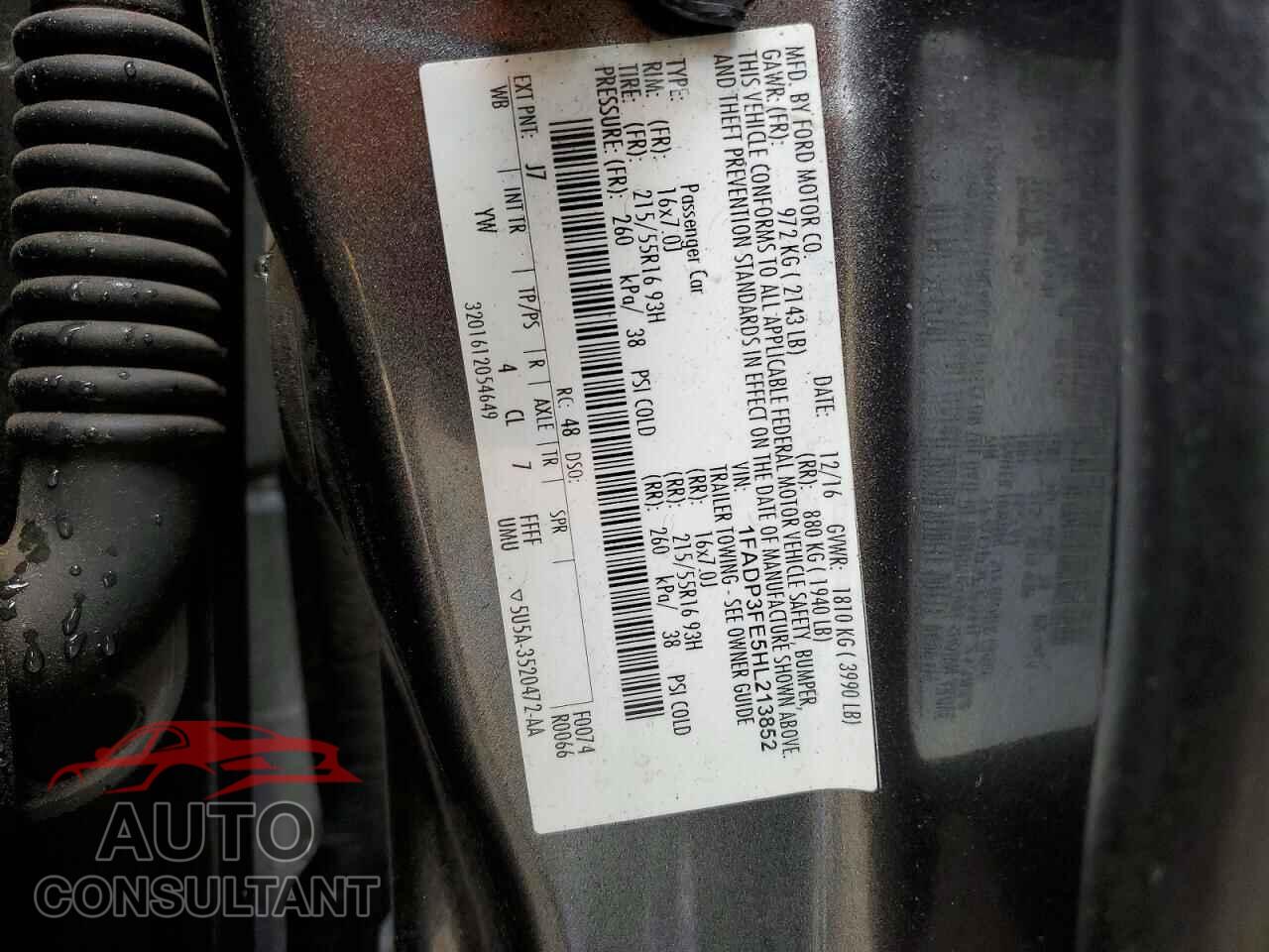 FORD FOCUS 2017 - 1FADP3FE5HL213852
