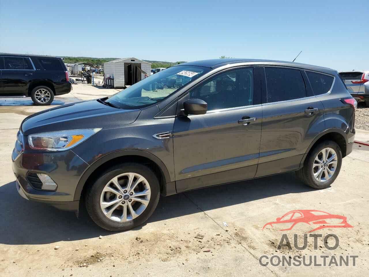 FORD ESCAPE 2017 - 1FMCU0GD0HUD74652