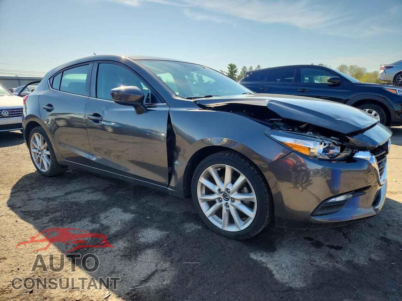 MAZDA 3 2017 - 3MZBN1L72HM135172