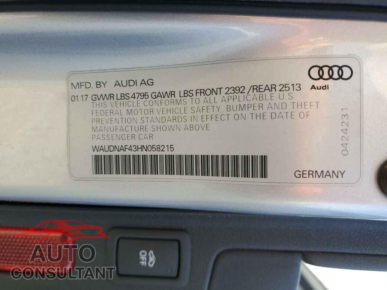 AUDI A4 2017 - WAUDNAF43HN058215