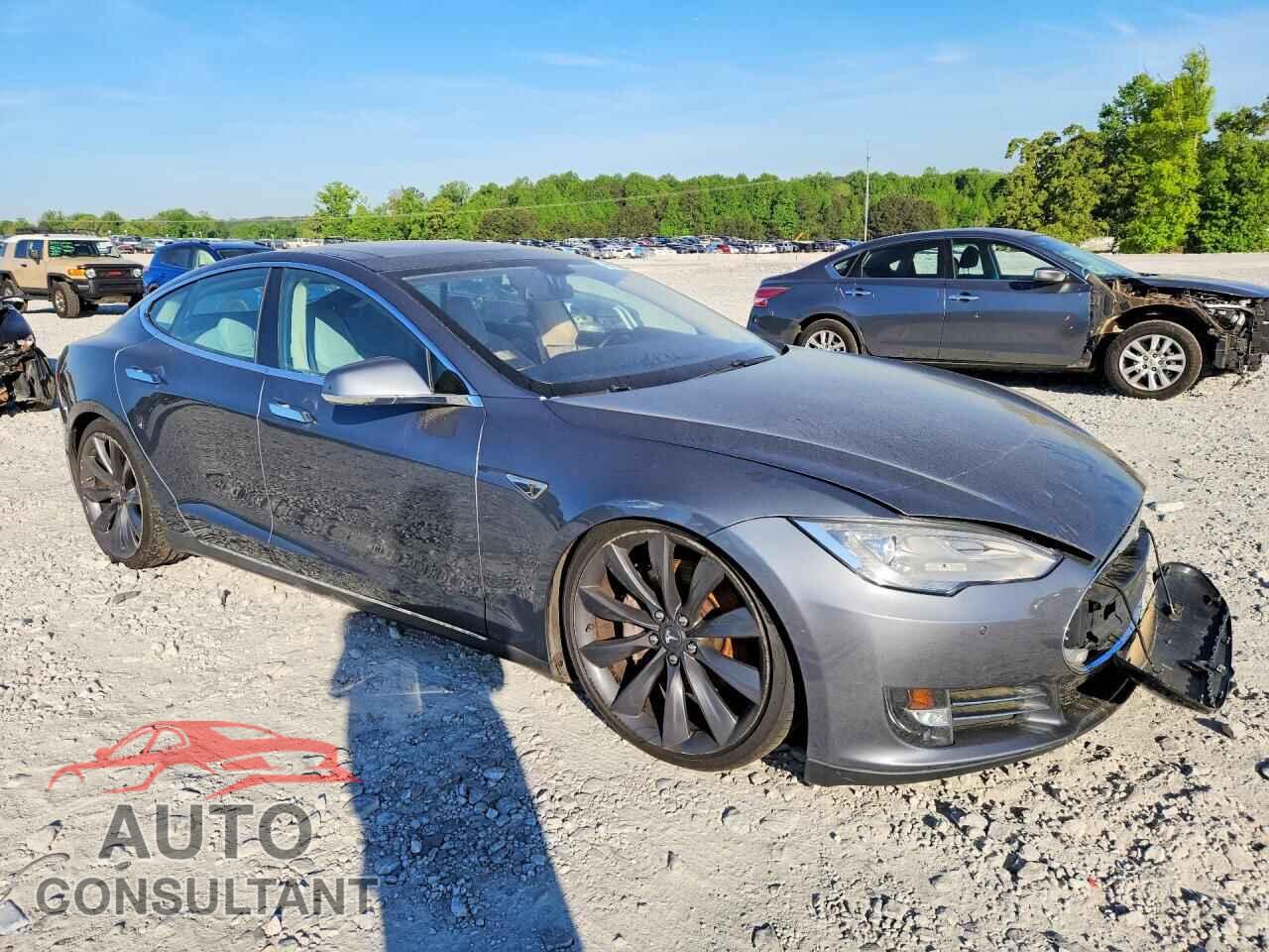TESLA MODEL S 2013 - 5YJSA1CP0DFP24198