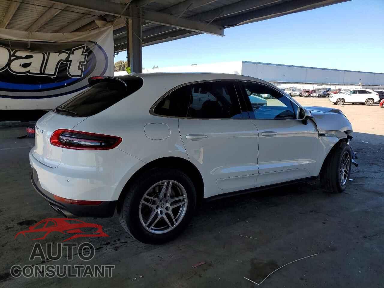 PORSCHE MACAN 2015 - WP1AB2A57FLB43165