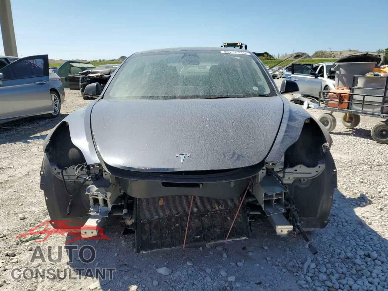 TESLA MODEL 3 2023 - 5YJ3E1EA2PF697897