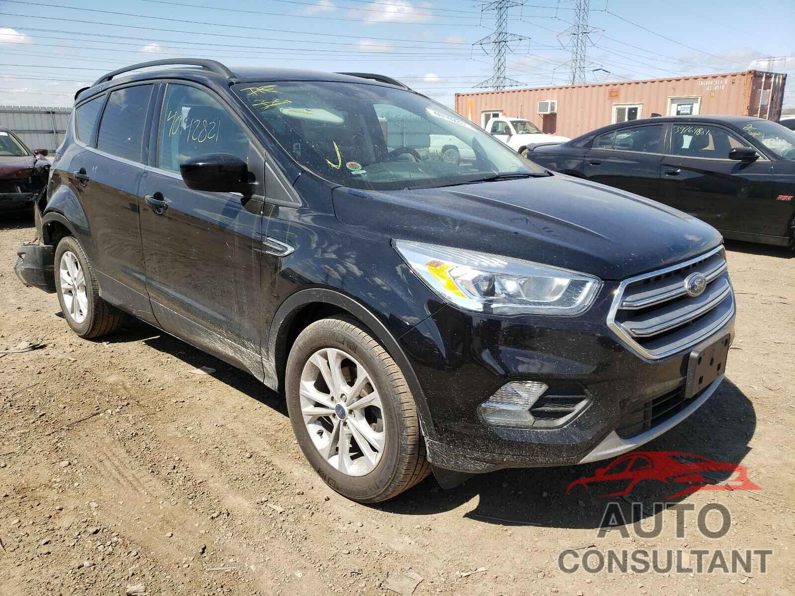 FORD ESCAPE 2017 - 1FMCU0GD6HUD57998