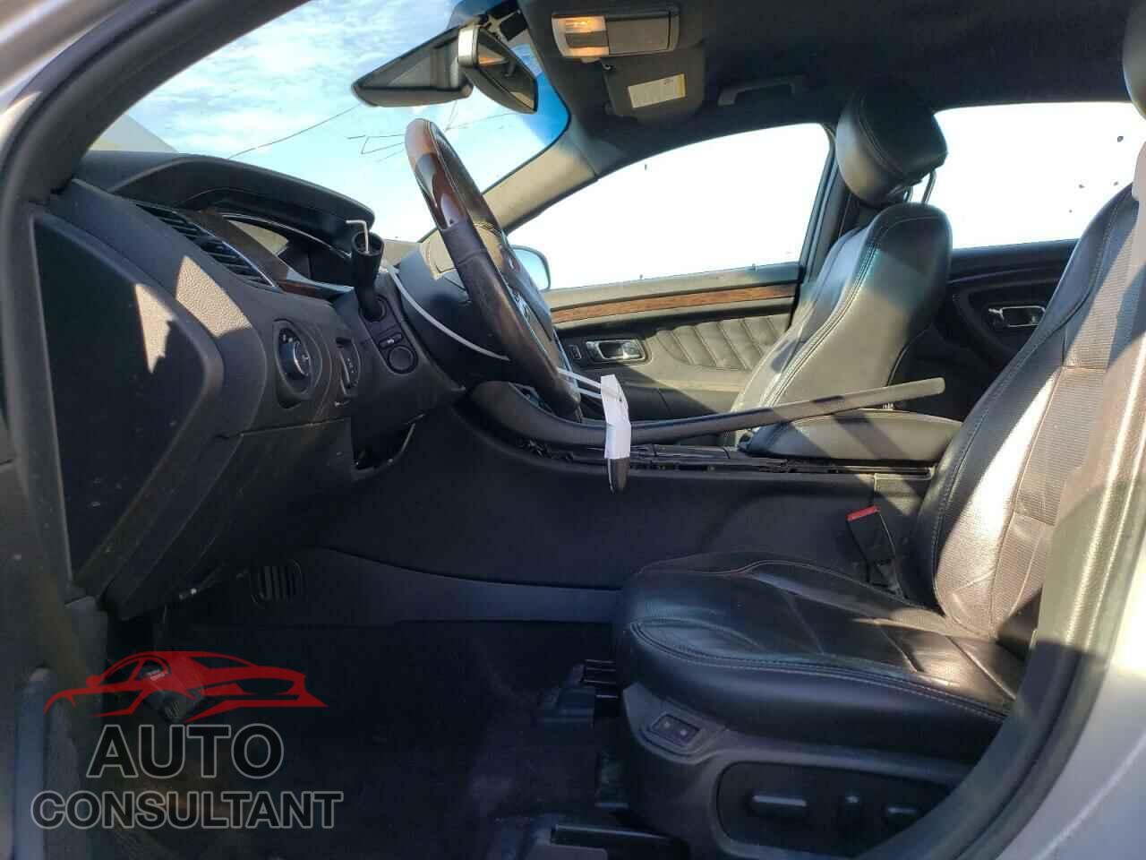 FORD TAURUS 2017 - 1FAHP2F8XHG103992