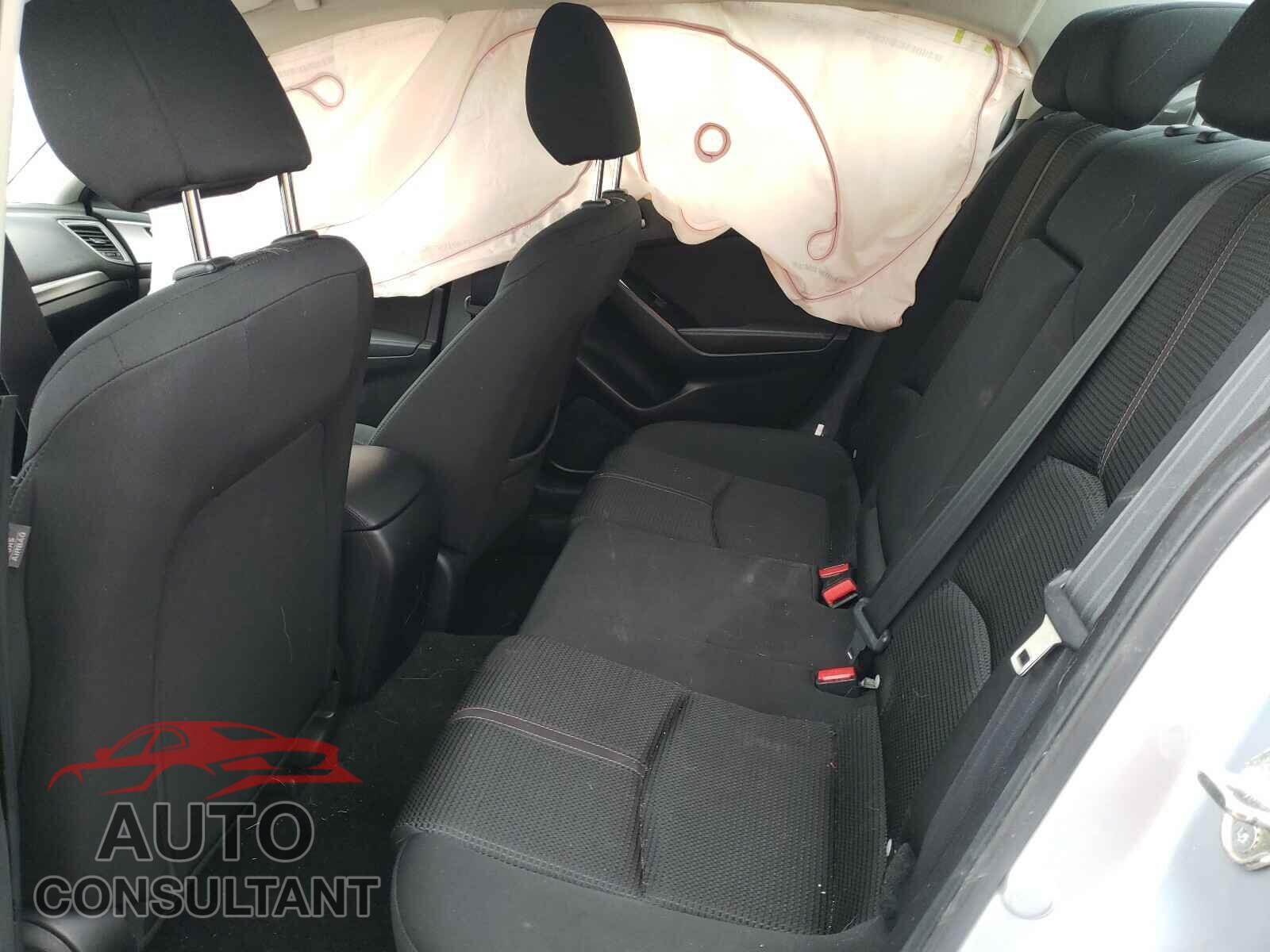 MAZDA 3 2017 - 3MZBN1U77HM109987
