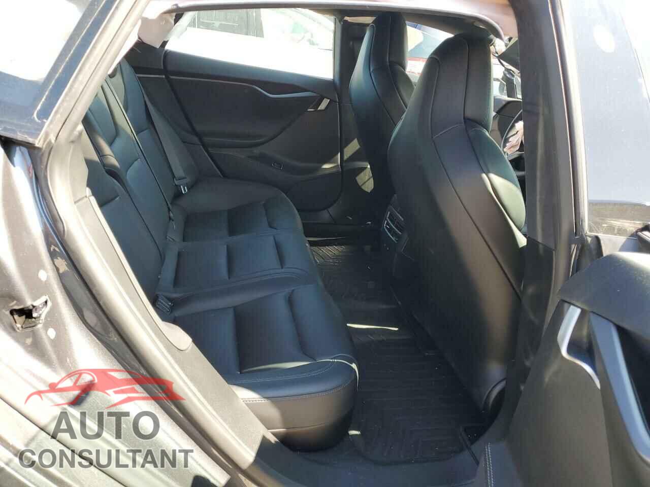 TESLA MODEL S 2019 - 5YJSA1E22KF312220