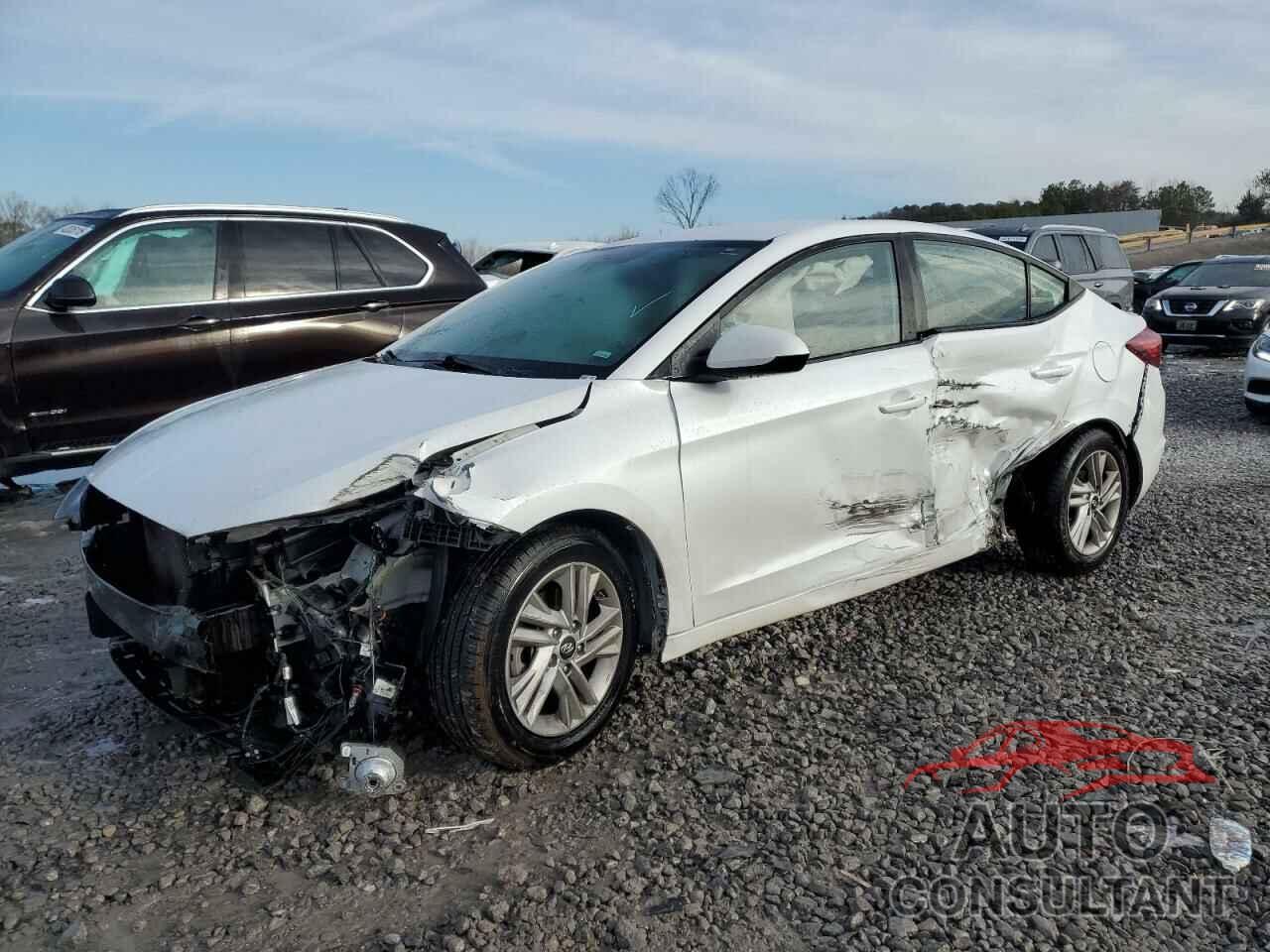 HYUNDAI ELANTRA 2020 - 5NPD84LF5LH582931