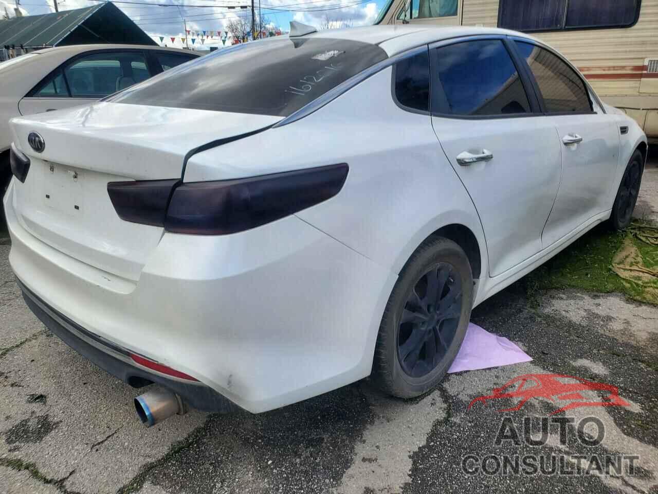 KIA OPTIMA 2016 - KNAGT4L36G5070275