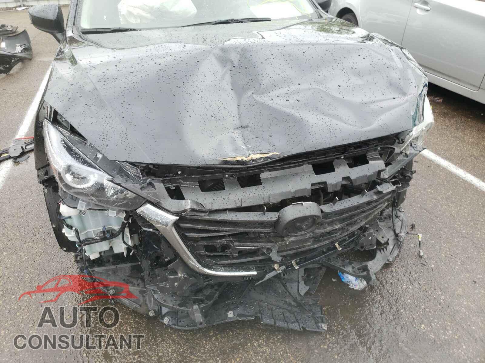 MAZDA 3 2017 - 3MZBN1U79HM138245