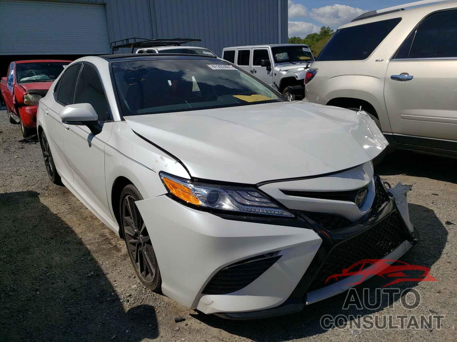 TOYOTA CAMRY 2020 - 4T1KZ1AK9LU039571