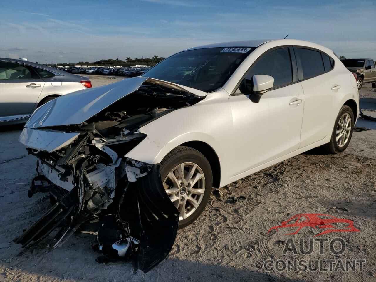 MAZDA 3 2017 - 3MZBN1K75HM102619