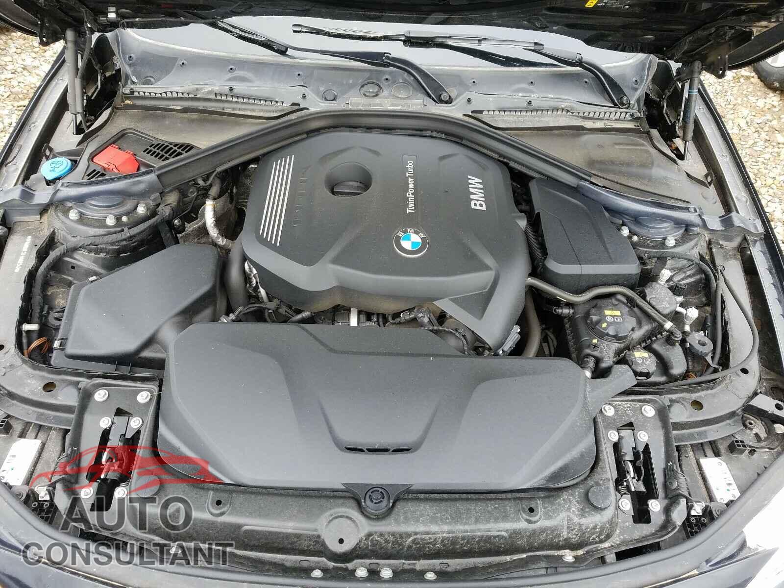 BMW 3 SERIES 2017 - WBA8D9G30HNU66342