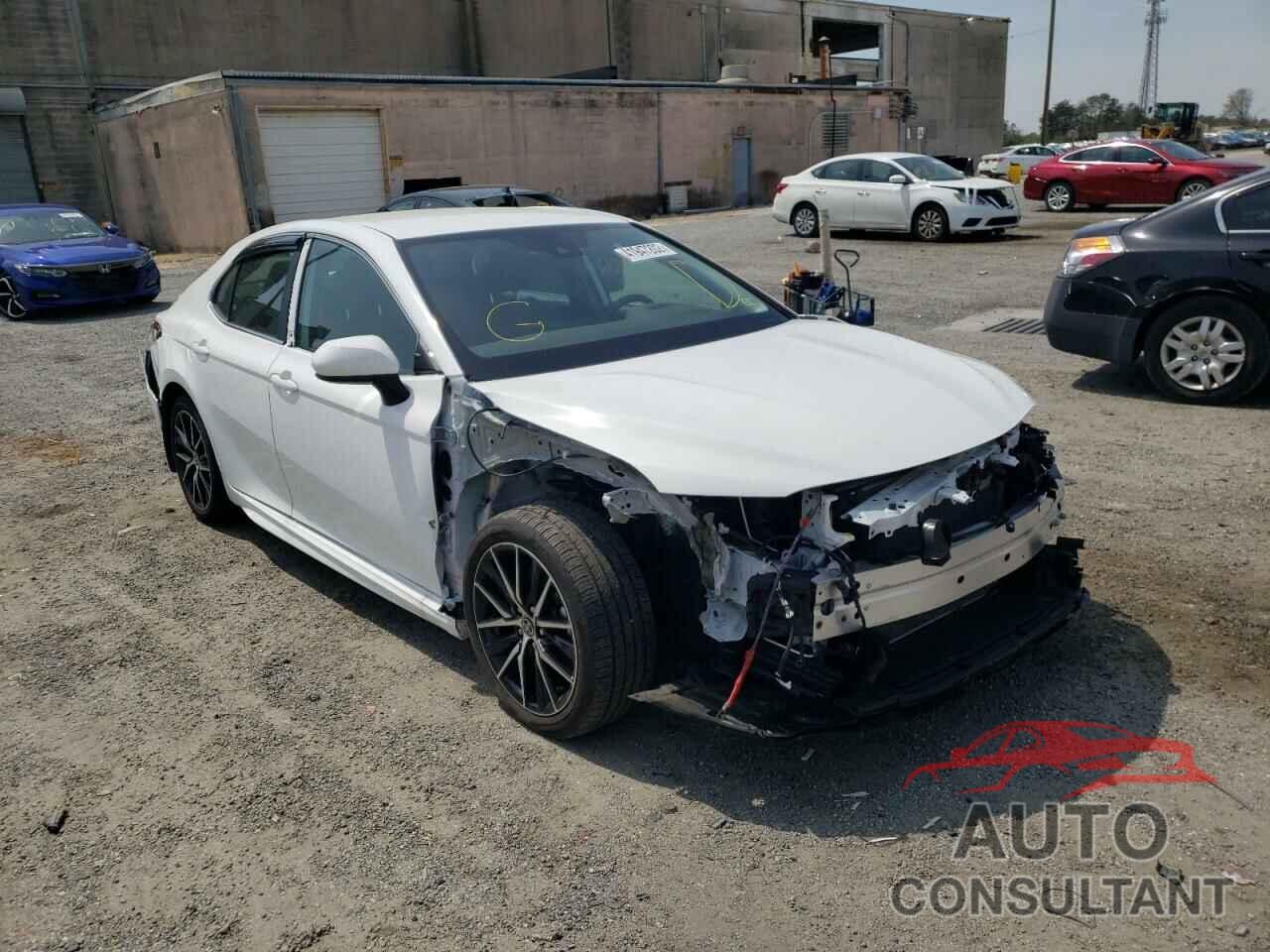 TOYOTA CAMRY 2021 - 4T1G11AK9MU564113