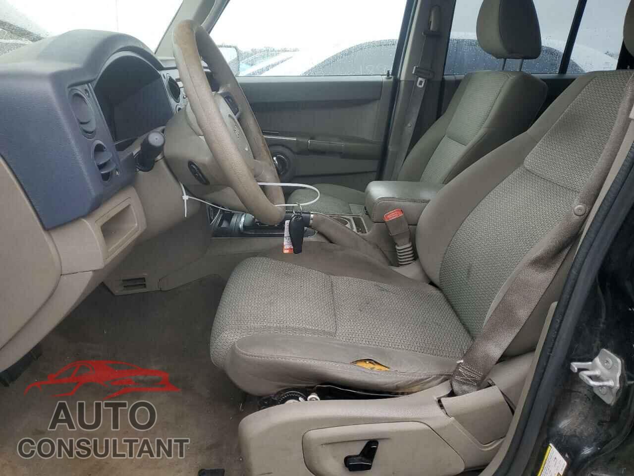 JEEP COMMANDER 2009 - 1J8HH48KX9C519330