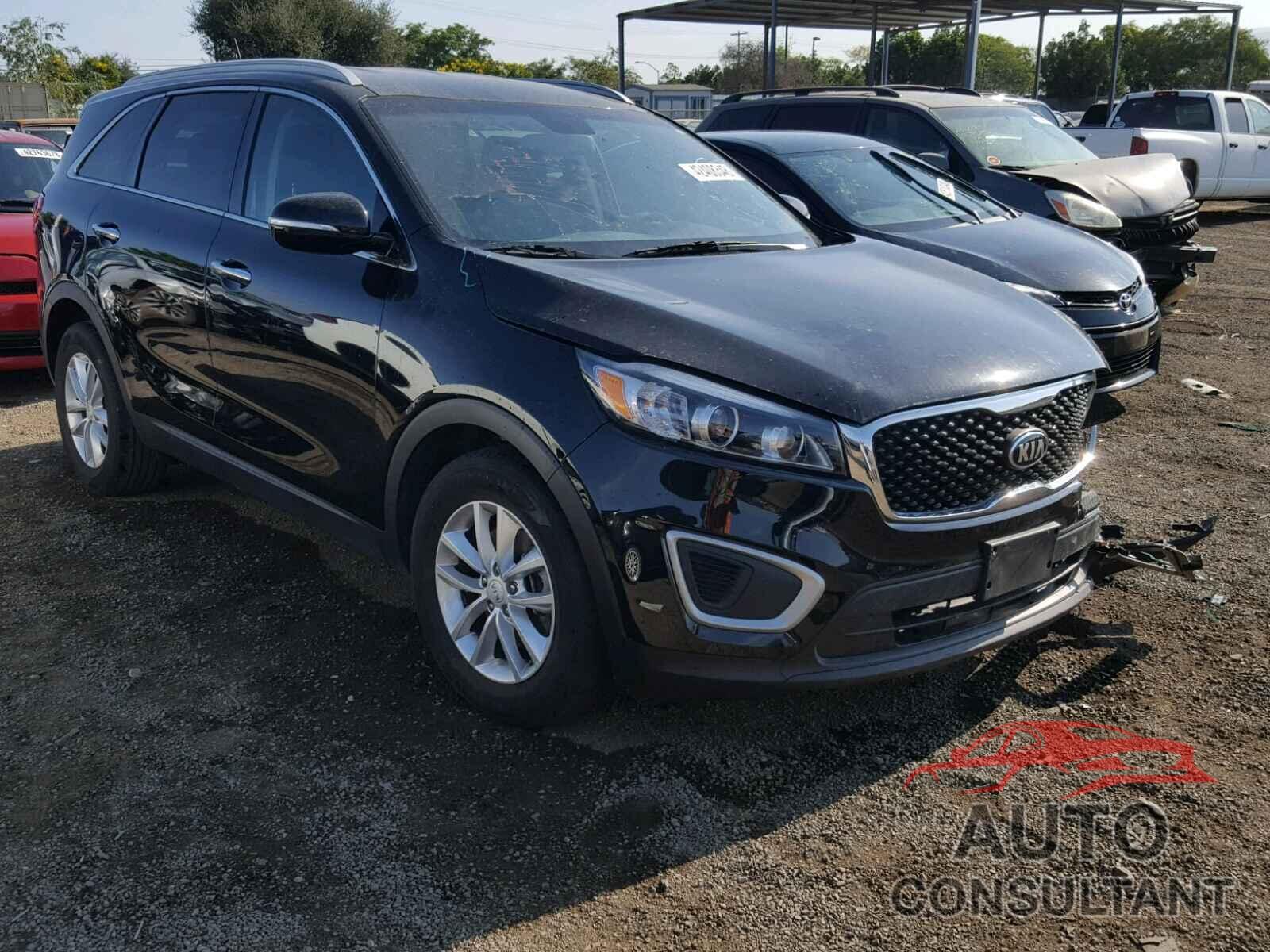 KIA SORENTO LX 2017 - 5XYPG4A53HG297105